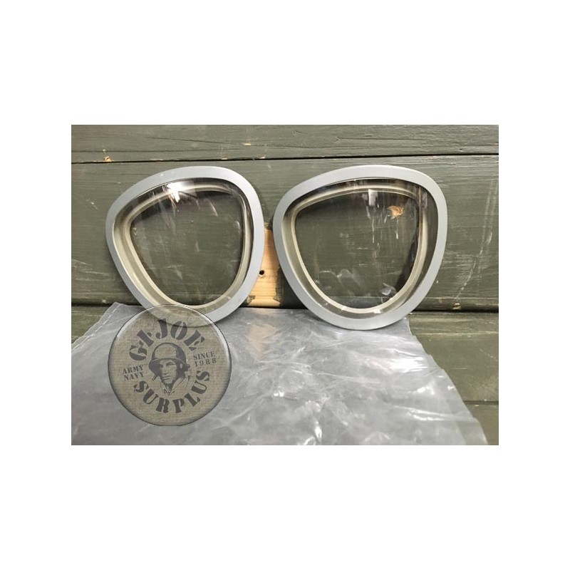 GAS MASK  "M10"  AS NEW COMPLETE SET