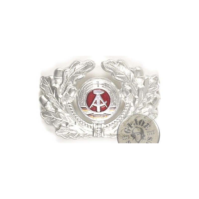 INSIGNIA METALICA TROPA y SUBOFICIALES EJERCITO ALEMANIA DEL ESTE NUEVAS