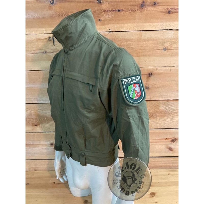 PIEZA UNICA!!! CHAQUETA CORTA TACTICA POLIZEI COMO NUEVA