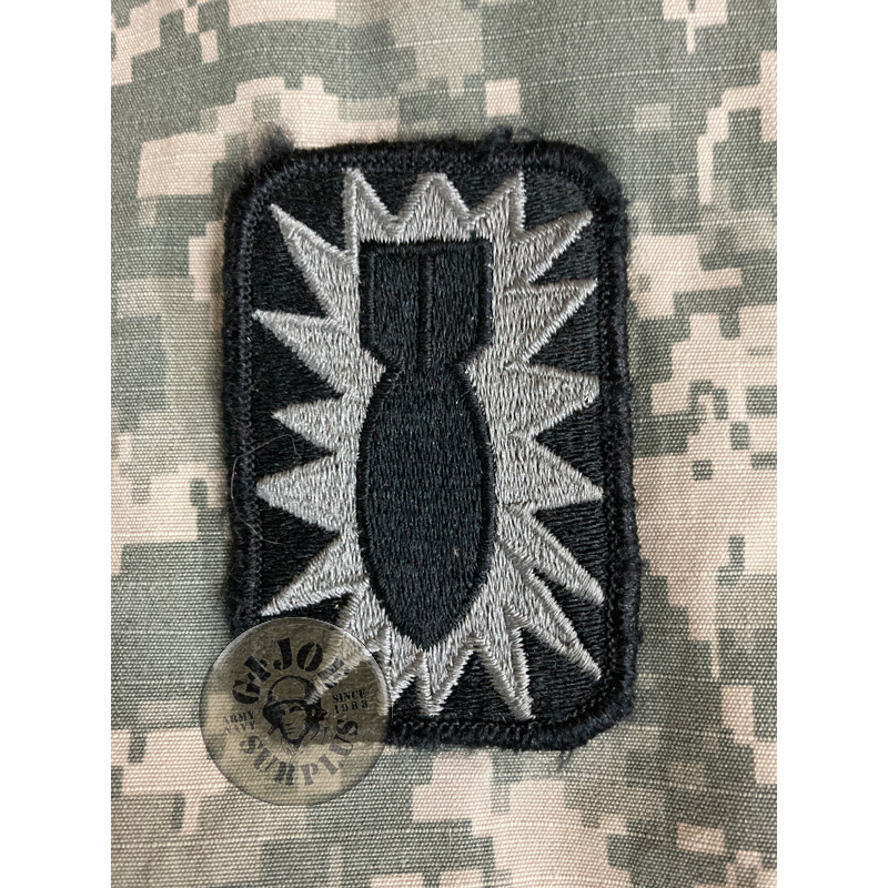 PARCHES VELCRO US ARMY "EOD-DESACTIVADOR DE EXPLOSIVOS" ACU AT DIGITAL CAMO USADOS