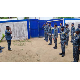 GORRES VISERA GENDARMERIE NAVAL COSTA DE MARFIL NOVES