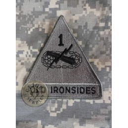 PEGAT US ARMY "1ST ARMORED DIVISION" GRIS AT DIGITAL