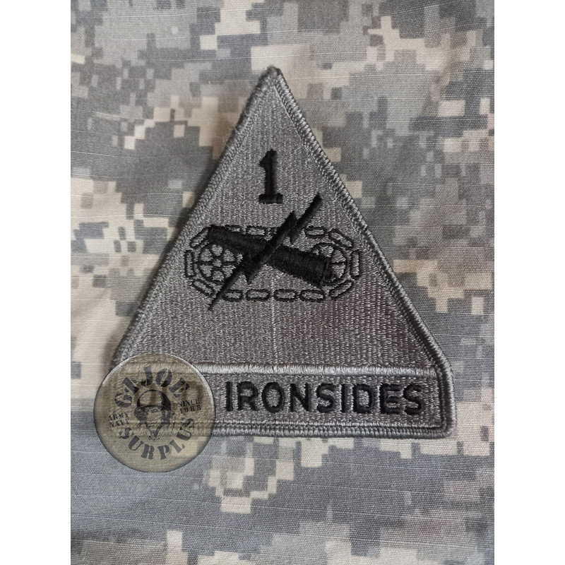 PEGAT US ARMY "1ST ARMORED DIVISION" GRIS AT DIGITAL