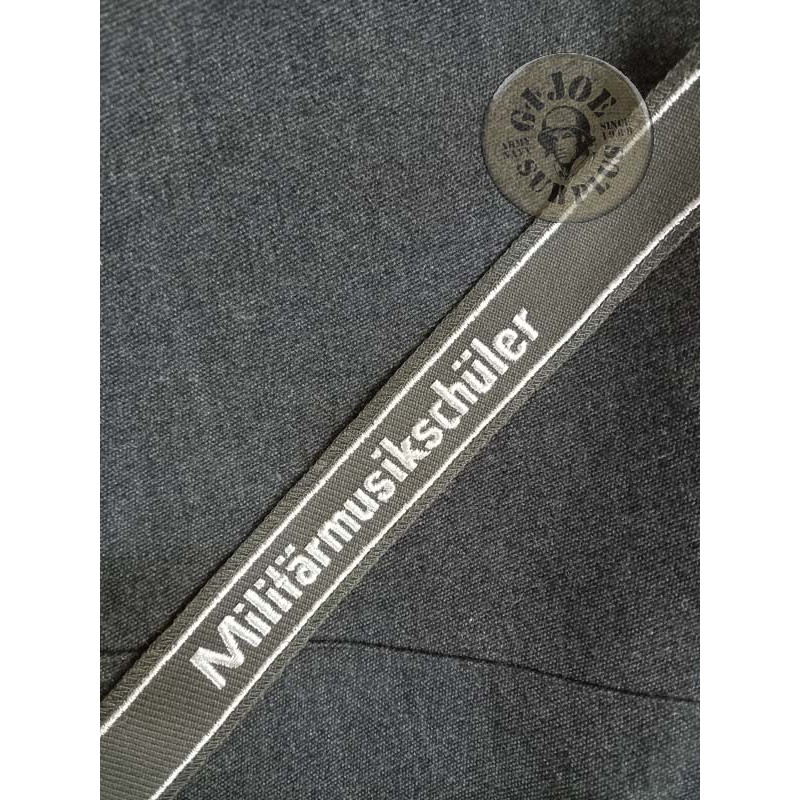 EAST GERMAN ARMY SLEEVE BAND "MILITARMUSIKSCHULER"