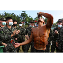 TAIWAN!!! GORRES COMBAT MARINES TAIWAN CAMO DIGITAL  NOVES