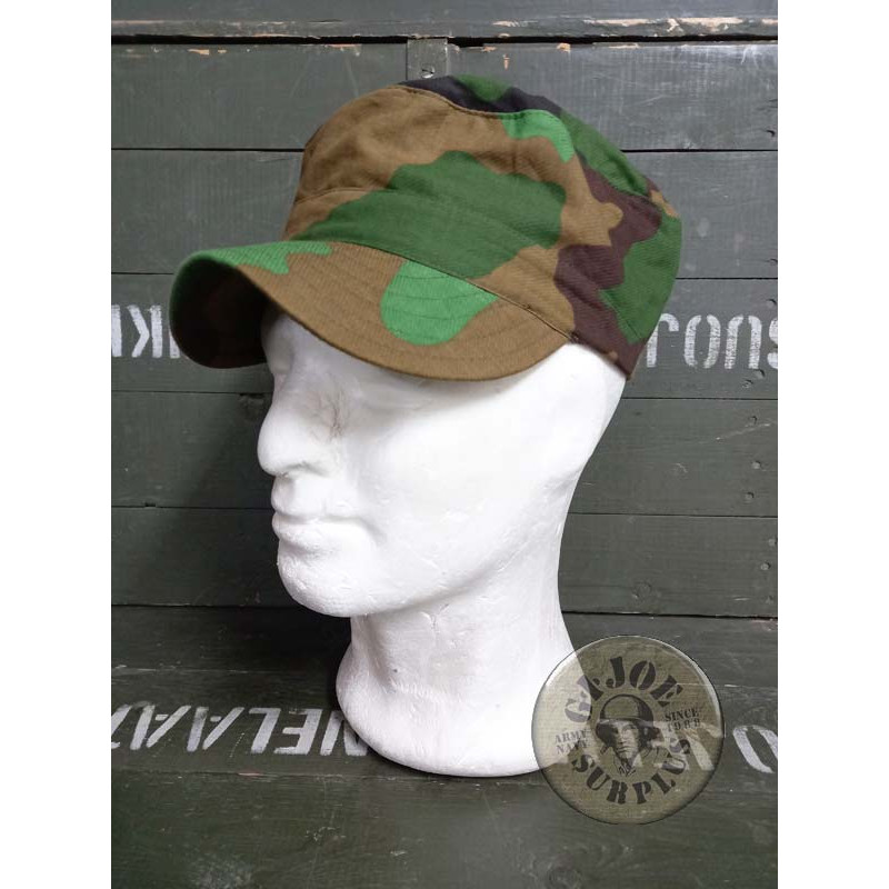 FUNDAS DE MOCHILA MEDIANA EJERCITO HOLANDA CAMO AMAZONAS GORRAS VISERA HOLANDA CAMO AMAZONAS NUEVAS