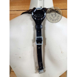 EAST GERMAN ARMY STRAPS 1st MODEL MODEL BRAND NEW EAST GERMAN LEATHER STRAPS MODEL??