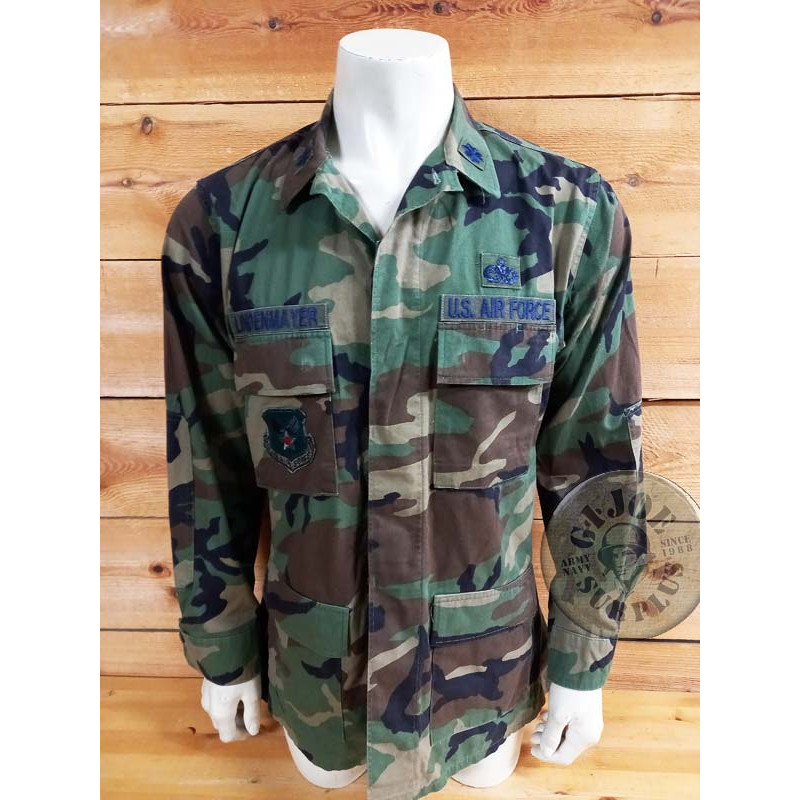 PEÇA UNICA!!! JAQUETA BDU WOODLAND US AIR FORCE MEDIUM LONG