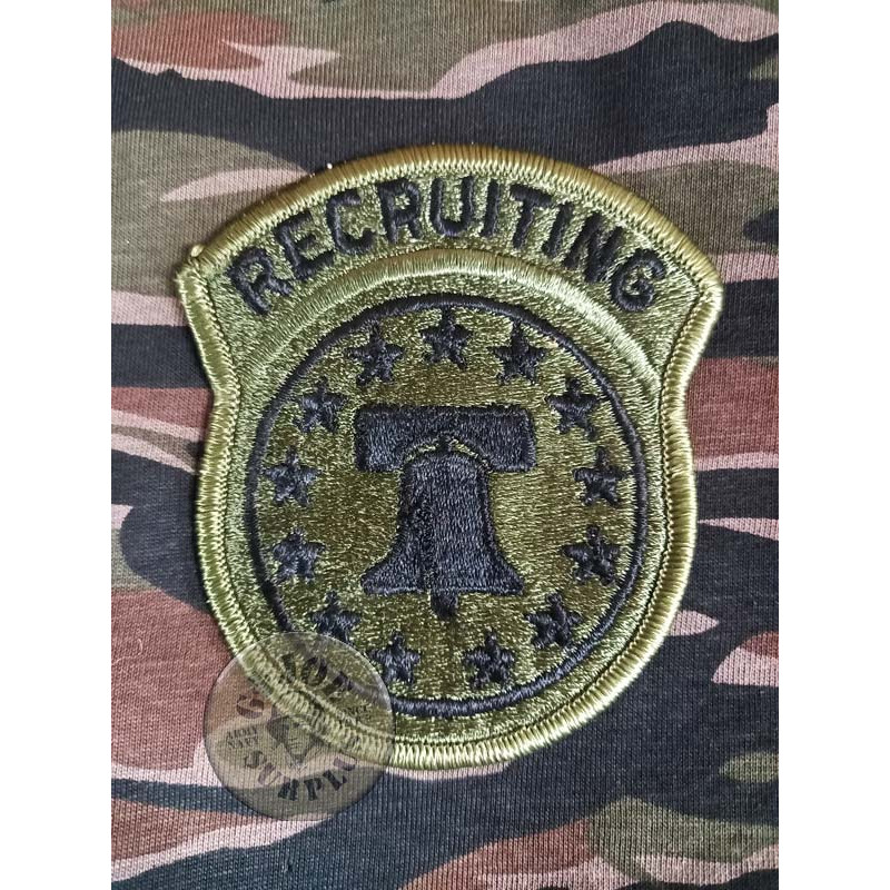 PEGATS US ARMY "RECRUITING COMMAND" VERD OLIVA