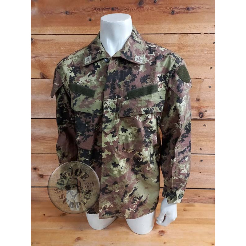 CHAQUETILLAS COMBATE CAMO VEGETATO EJERCITO ITALIA USADAS CHAQUETILLAS COMBATE CAMO VEGETATO EJERCITO ITALIA COMO NUEVAS
