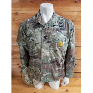 PEÇA UNICA!!! JAQUETA ACU CAMUFLATGE MULTICAM MEDIUM REGULAR