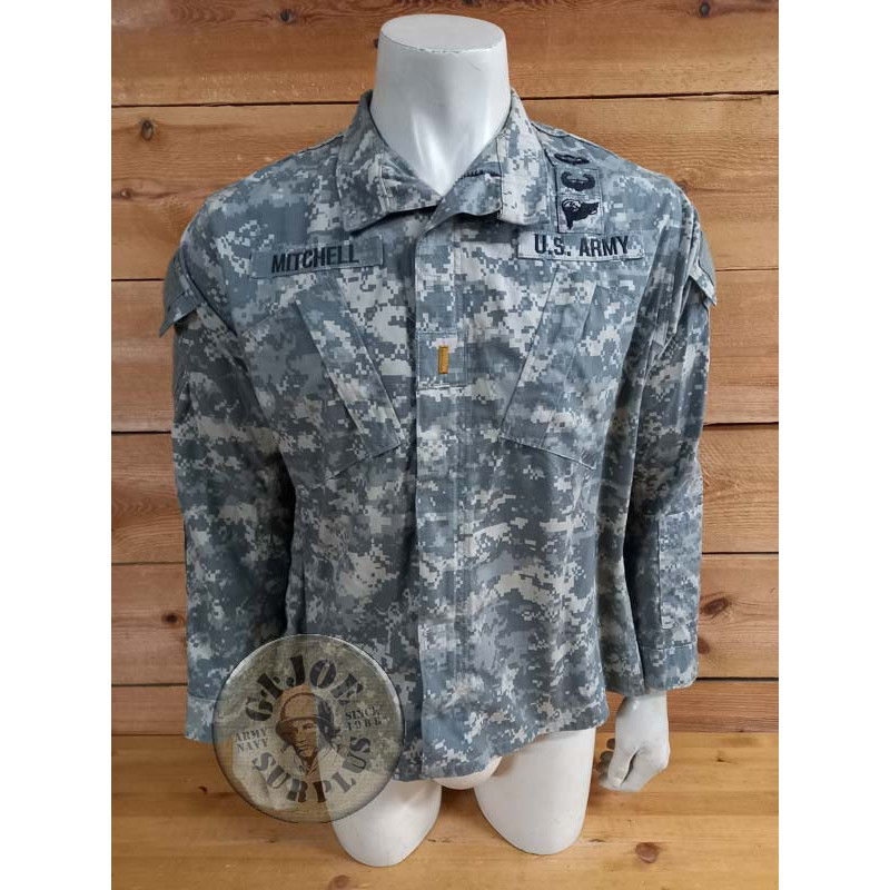 PIEZA UNICA!!! CHAQUETILLA ACU CAMO AT DIGITAL "STAFF SERGEANT" MEDIUM LONG