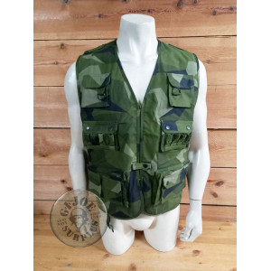 CHALECO MULTIBOLSILLOS CAMO SUECIA M90