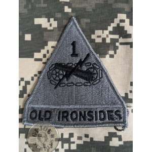 US ARMY GENUINE EMBRODERY PATCH "1ST ARMORED DIVISION OLD IRONSIDES" OLIVE GREEN  US ARMY GENUINE EMBRODERY PATCH "1ST ARMORED D