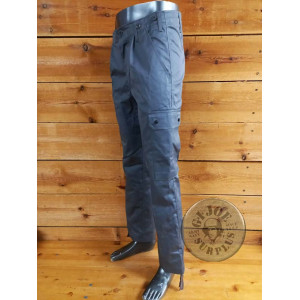 CHAQUETILLA GRIS UNIDAD DE EMERGENCIAS ALEMAN NUEVAS PANTALON GRIS UNIDAD DE EMERGENCIAS ALEMAN COMO NUEVAS