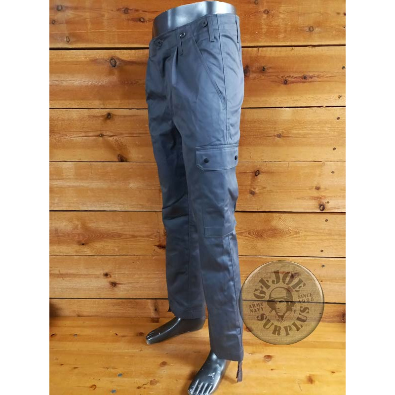 JAQUETES UNITAT EMERGENCIES ALEMANIA NOVES  PANTALONS UNITAT EMERGENCIES ALEMANIA COM NOUS