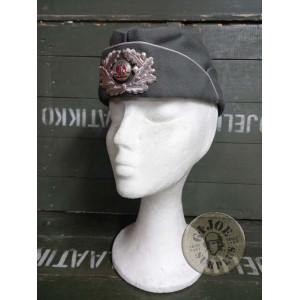 GORRA PLATO ALEMANIA DDR OFICIALES FEMENINOS EJERCITO NUEVAS