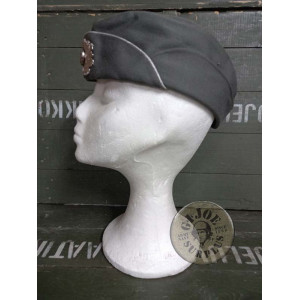EAST GERMAN NAVY WOMEN OFFICERS CAP EAST GERMAN ARMY WOMEN OFFICERS CAP