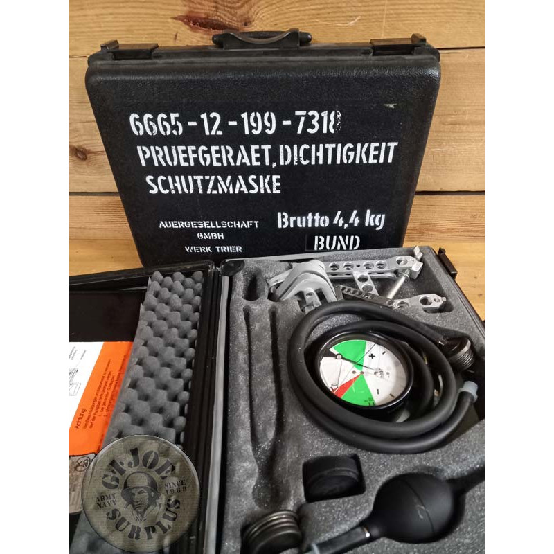 BOMBONES OXIGEN DE BOMBERS+CAIXA DE TRANSPORT "AUER" ALEMANIA VENDA A BOTIGA!! SET  COMPROBACIO PRESSIO MASCARES ANTIGAS EXERCIT