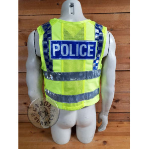 ONE PIECE!!! BRITISH POLICE HIGH VISIBILITY TACTICAL VEST WITH POLICE PLATES USED BRITISH POLICE HIGH VISIBILITY MOLLE TACTICAL
