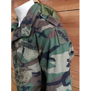 PEÇA UNICA!!! JAQUETA M65 CAMUFLATGE WOODLAND MEDIUM LONG AMB PEGATS PEÇA UNICA!!! JAQUETA M65 CAMUFLATGE WOODLAND" 82AB" LARGE