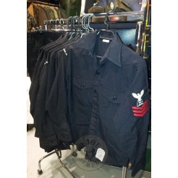 CAMISA M/LARGA US NAVY SERVICIO LANA NEGRA CON PARCHES USADAS