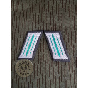 EAST GERMAN ARMY or MILITIA COLLAR  RANKS