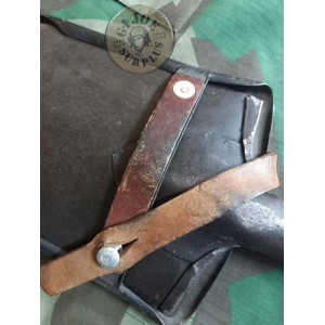 DATADA 1943!! PALA "M35 FELDSPATEN" ALEMANIA WW2 CON FUNDA SUIZA 1944