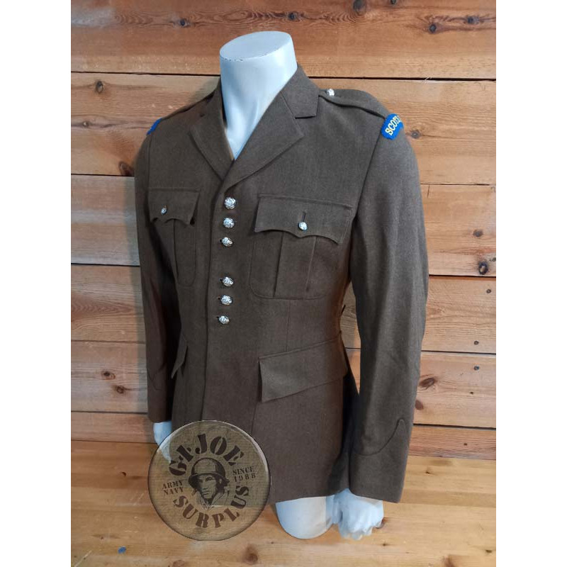 CHAQUETAS DE PASEO No2 EJERCITO BRITANICO CON PARCHES y GALONES