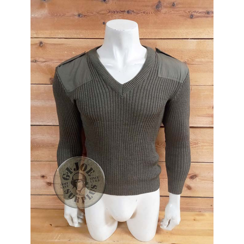EAST GERMAN ARMY V-NECK SWEATERS AS NEW