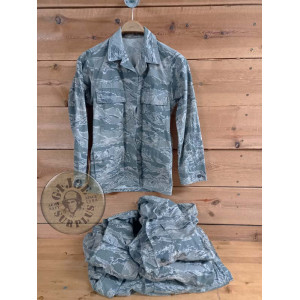 CHAQUETILLA ABU CAMO DIGITAL US AIRFORCE USADAS PERFECTAS SOLO TIENDA!!! CHAQUETILLAS MUJER ABU CAMO DIGITAL US AIRFORCE USADAS