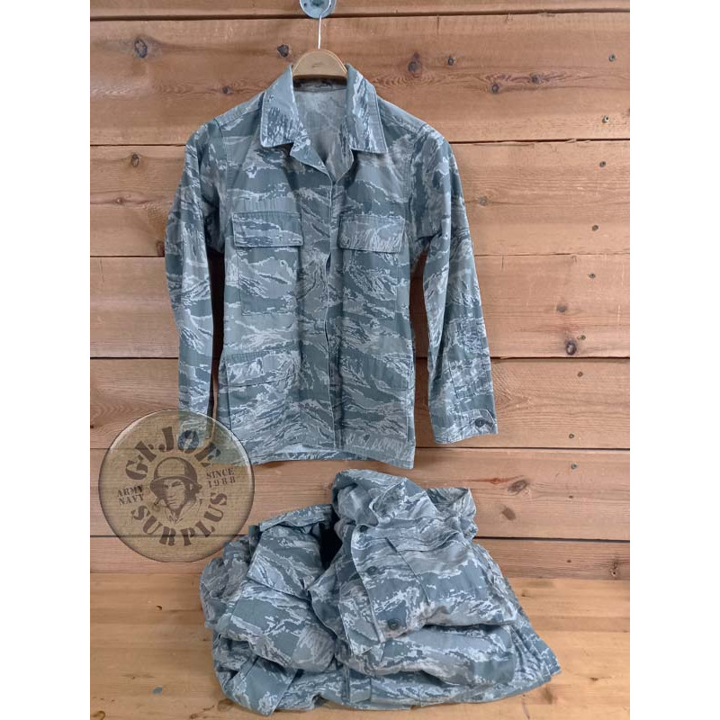 CHAQUETILLA ABU CAMO DIGITAL US AIRFORCE USADAS PERFECTAS SOLO TIENDA!!! CHAQUETILLAS MUJER ABU CAMO DIGITAL US AIRFORCE USADAS