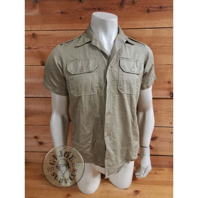 CAMISA M/CURTA US NAVY  SERVEI KHAKI USADES CAMISA M/CURTA COTO KHAKI US ARMY VINTAGE USADES