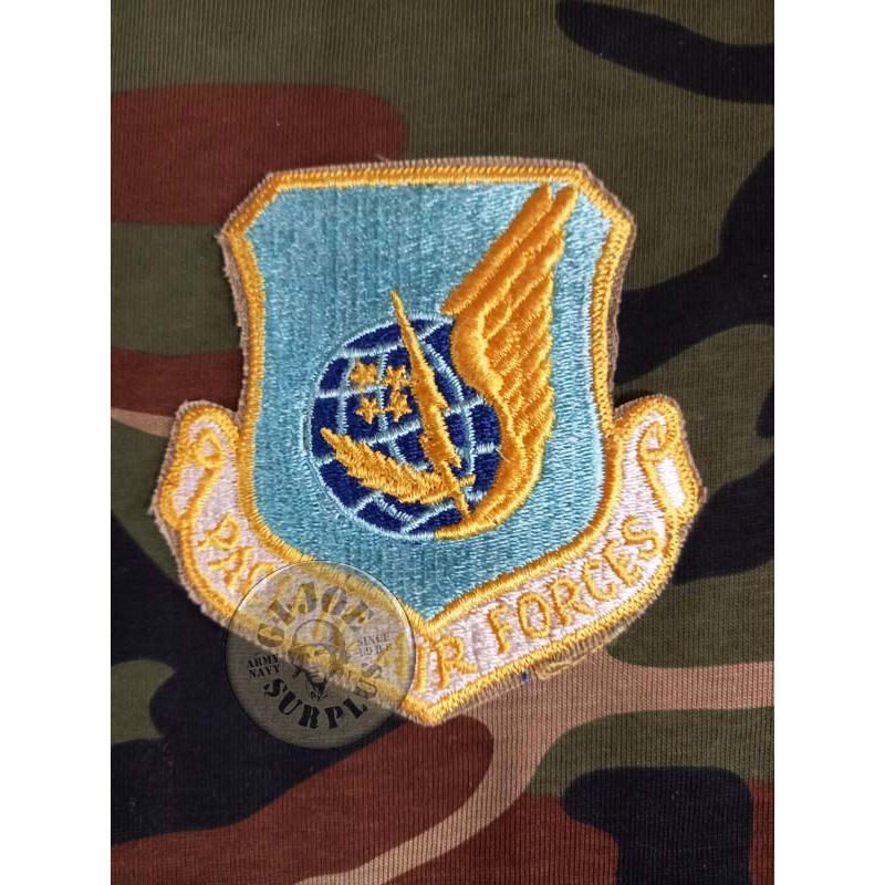 PARCHES GENUINOS USAF "PACIFIC AIR FORCE" AZUL PARCHES GENUINOS USAF "PACIFIC AIR FORCE" AMARILLO