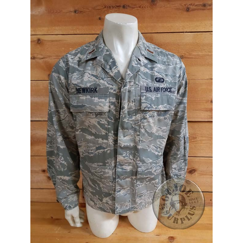 PEÇA UNICA!!! JAQUETA USAF CAMUFLATGE ABU "TINENT"