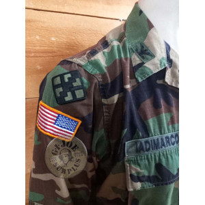 SPECIAL FORCES!!! JAQUETA BDU WOODLAND "SPECIAL FORCES SCHOOL" MEDIUM LONG PEÇA UNICA!!! JAQUETA BDU WOODLAND "TINENT CORONEL" L