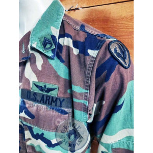 PIEZA UNICA!!! CHAQUETILLA BDU WOODLAND "US ARMY AVIATION CENTER" MEDIUM