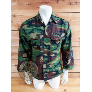 CHAQUETILLAS CAMO "WOODLAND ROKA" KOREA DEL SUR CON PARCHES CHAQUETILLAS CAMO "WOODLAND ROKA" KOREA DEL SUR