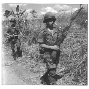 FUNDAS DE GRANADAS MUSLO "US ARMY VIETNAM" FUNDAS DE GRANADAS MUSLO FRANCIA EJERCITO USADAS
