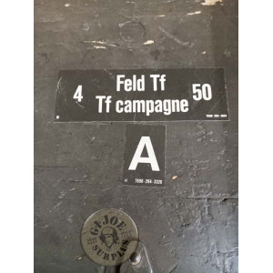 CAJA SET 4xTELEFONOS CAMPAÑA "FELDTELEFON 50" EJERCITO SUIZA