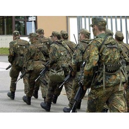 GORRA VISERA EJERCITO ALEMANIA CAMO FLECKTARN USADAS