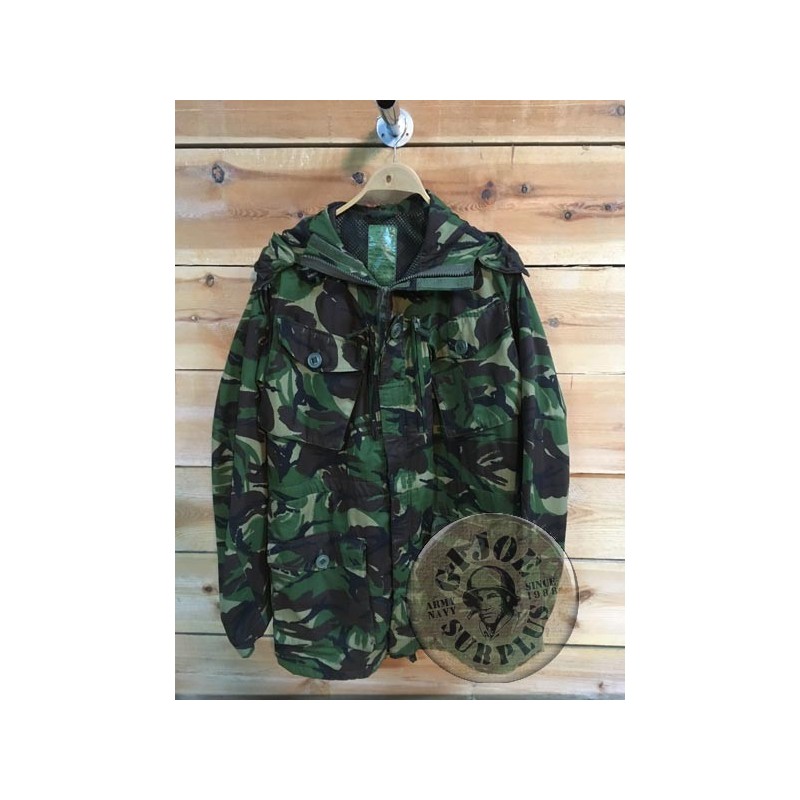 PIEZA UNICA!!!PARKA EJERCITO BRITANICO CAMO  DPM MODIFICADA "SAS" COMO NUEVA