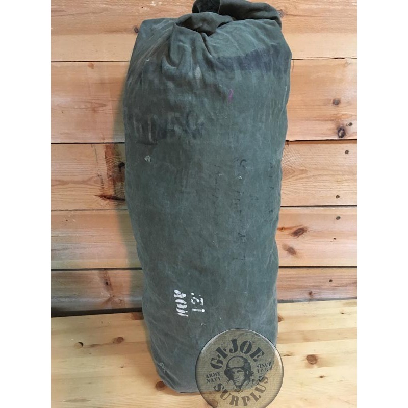 US ARMY WWII M43 DUFFLE BAG /COLLECTORS ITEM