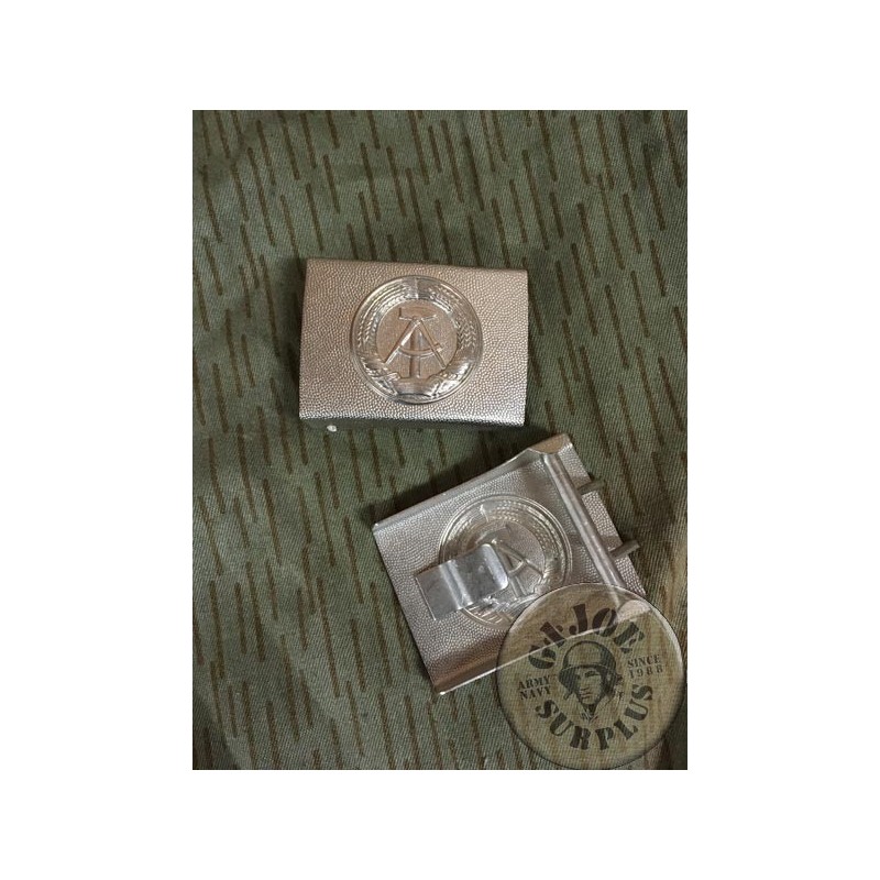 EAST GERMAN OFF DUTY BELT BUCKLE NEW