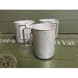 METAL ARMY CUPS